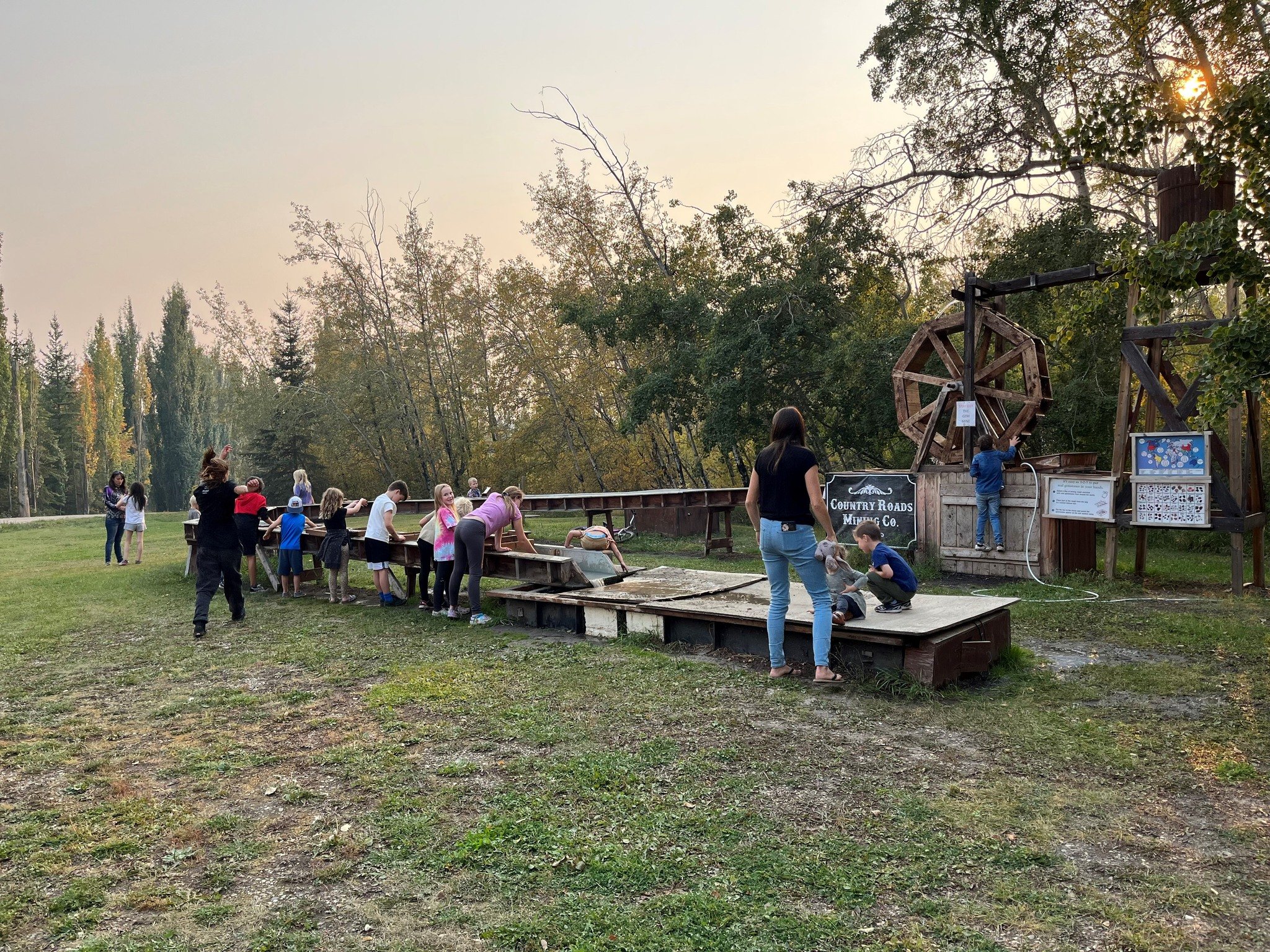 Feeding kids with a BBQ donation